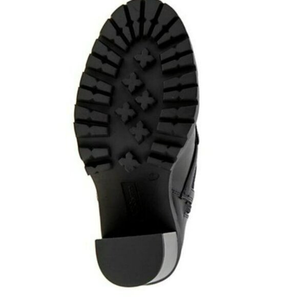 BCBGENERATION PILAS FAUX LEATHER LACE-UP BOOTIES , SIZE 10, NIB - Picture 2 of 3